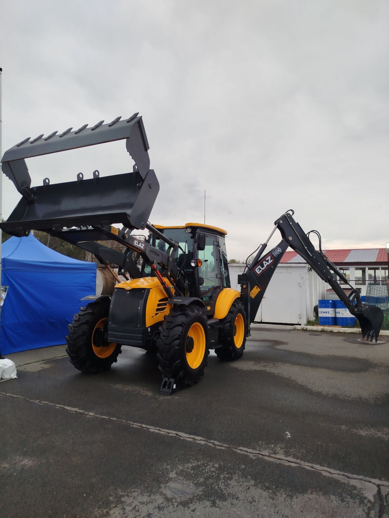 Выставка «СпецМашЭкспо»